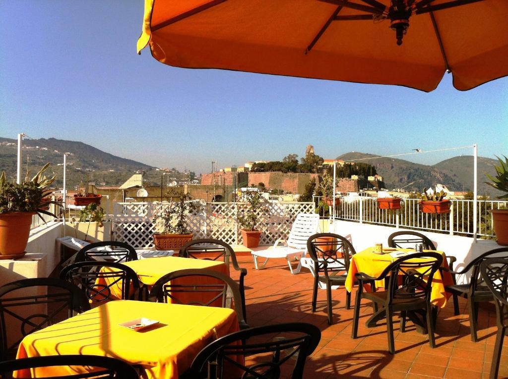 Case Vacanze Arcobaleno Lipari  Exterior photo